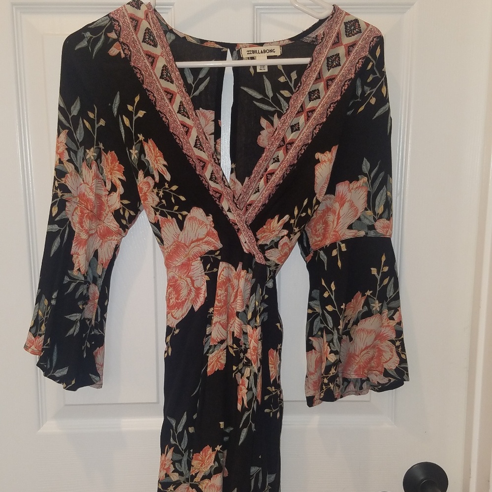 Short wrap dress